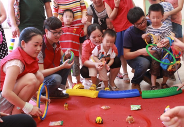 “天使的心”——自闭症儿童六一游艺活动在深圳举行