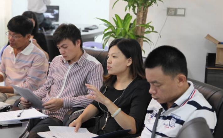 社会各界热心人士参加中心发展研讨会
