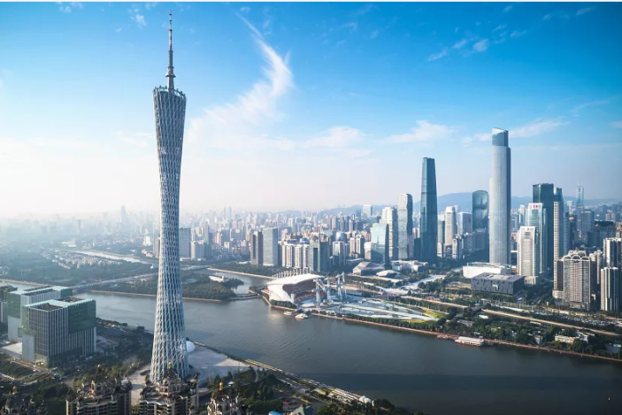 以实际行动践行“建设者”“促进者”使命